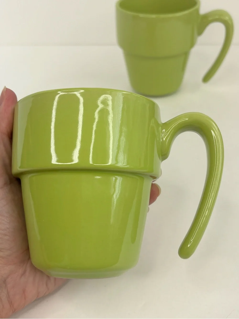 Royal Norfolk Light Avocado Green Ergonomic Stackable Ceramic Coffee Mugs Set-2